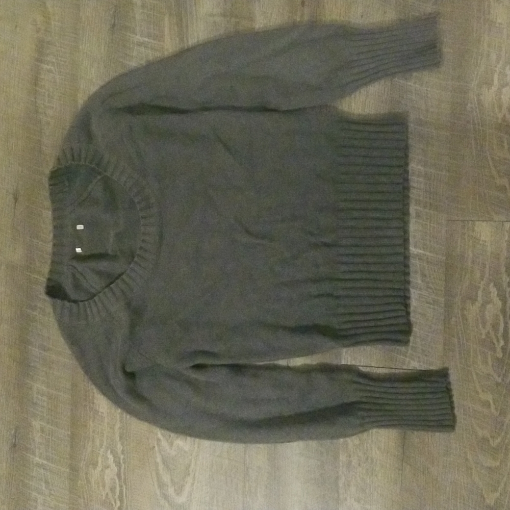 Grey sweater
